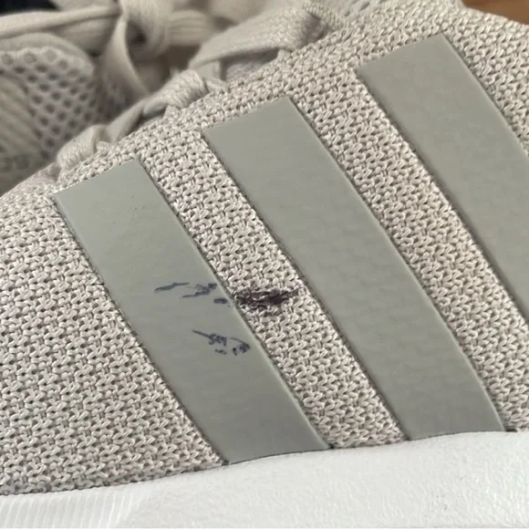 Adidas Swift Run 1.0 US 6 - Picture 7 of 8